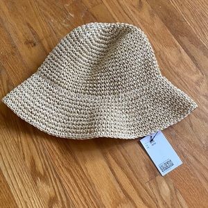 HM paper straw hat - NWT